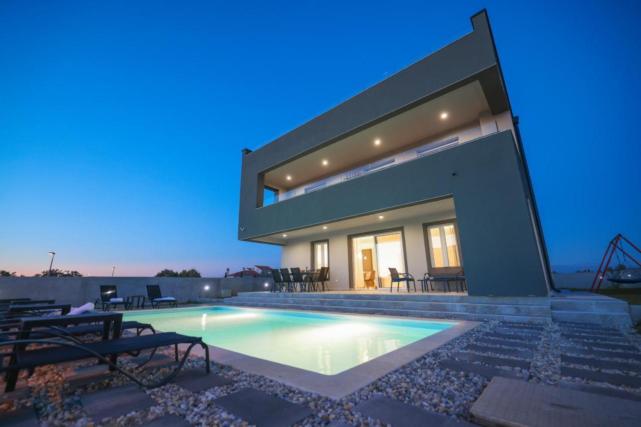 Villa Tia With Heated Pool & Jacuzzi Murvica  Εξωτερικό φωτογραφία