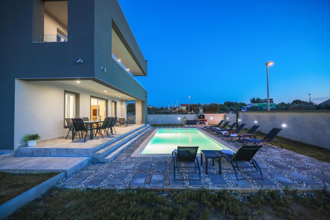 Villa Tia With Heated Pool & Jacuzzi Murvica  Εξωτερικό φωτογραφία