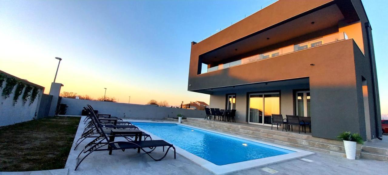 Villa Tia With Heated Pool & Jacuzzi Murvica  Εξωτερικό φωτογραφία