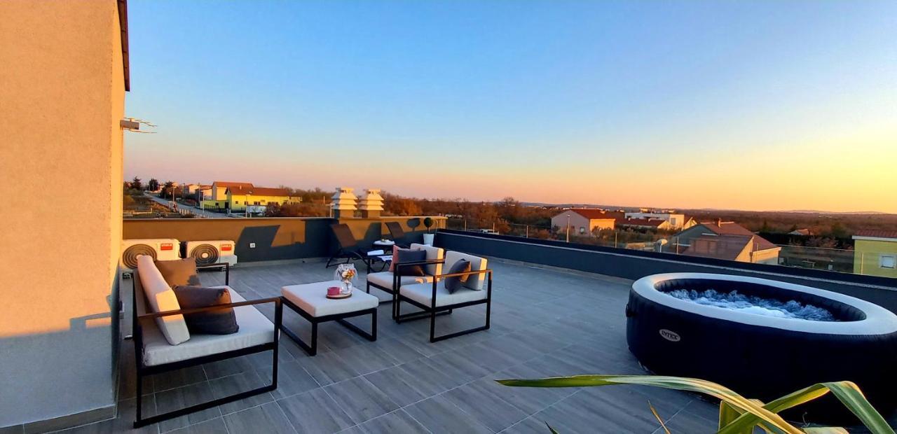Villa Tia With Heated Pool & Jacuzzi Murvica  Εξωτερικό φωτογραφία