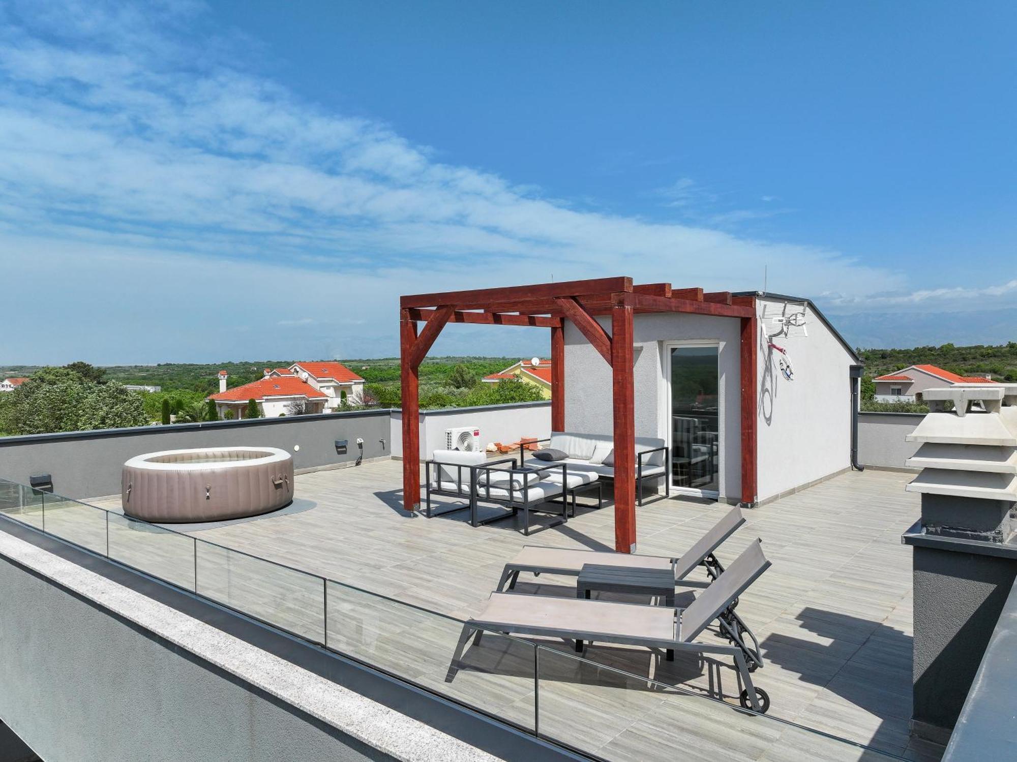 Villa Tia With Heated Pool & Jacuzzi Murvica  Εξωτερικό φωτογραφία