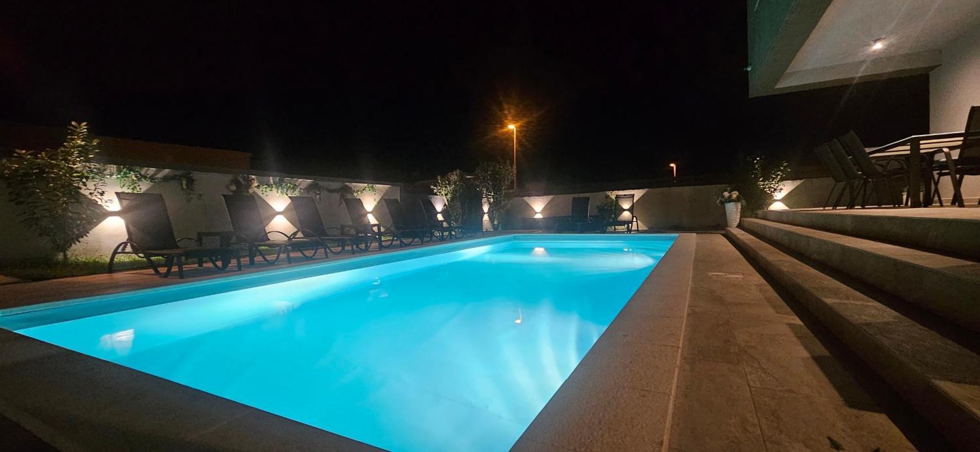 Villa Tia With Heated Pool & Jacuzzi Murvica  Εξωτερικό φωτογραφία